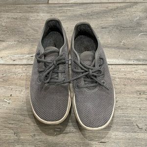 Allbirds Women’s TreeRunners grey size 8